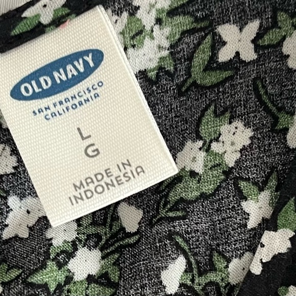 OLD NAVY Floral Sleeveless Blouse Black Green Large L - Picture 9 of 10